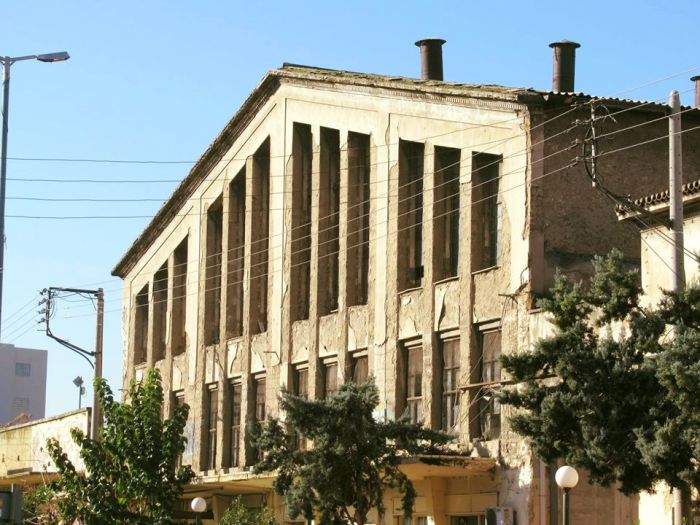 Xά&theta;&eta;&kappa;&epsilon; &eta; &epsilon;&upsilon;&kappa;&alpha;&iota;&rho;ί&alpha; &alpha;&pi;&omicron;&kappa;&alpha;&tau;ά&sigma;&tau;&alpha;&sigma;&eta;&sigmaf; &tau;&eta;&sigmaf; &Pi;&epsilon;&iota;&rho;&alpha;ϊ&kappa;ή&sigmaf; - &Pi;&alpha;&tau;&rho;&alpha;ϊ&kappa;ή&sigmaf; &sigma;&tau;&eta;&nu; &Theta;&eta;&beta;ώ&nu; &lambda;ό&gamma;&omega; &Theta;&epsilon;&omicron;&delta;&omega;&rho;&iota;&kappa;ά&kappa;&omicron;&upsilon;