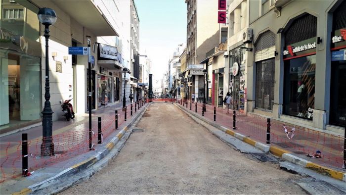 Ο Πειραιάς βουλιάζει στον βούρκο του «Επιτελικού Κράτους Α.Ε.»