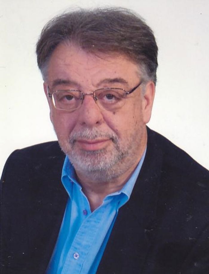 Στον Αλέκο που δεν είναι πια μαζί μας...