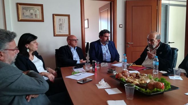 Συνάντηση στον Ιατρικό Σύλλογο Πειραιά είχε ο Νίκος Μπελαβίλας