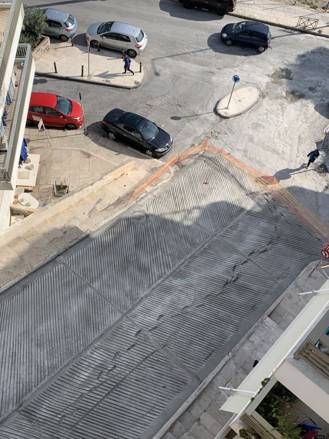 Οι μπετόδρομοι της Α' Δημοτικής Κοινότητας